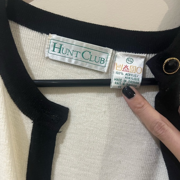 Vintage cream and black preppy cardigan - Picture 3 of 6